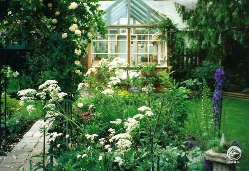 Сад моих бабушки и деда - пример вдохновения для меня