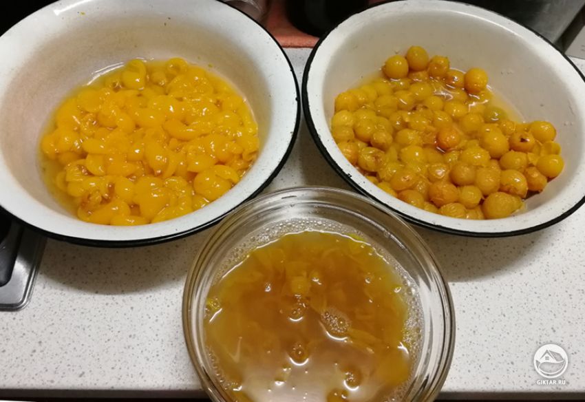 Как отделять мякоть алычи от шкурки и косточки Как отделять мякоть алычи от шкурки и косточки