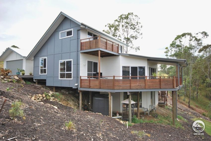 Дом на склоне холма: укрепление грунта и водоотведение дождевых и талых вод. Дом на склоне холма: укрепление грунта и водоотведение дождевых и талых вод.